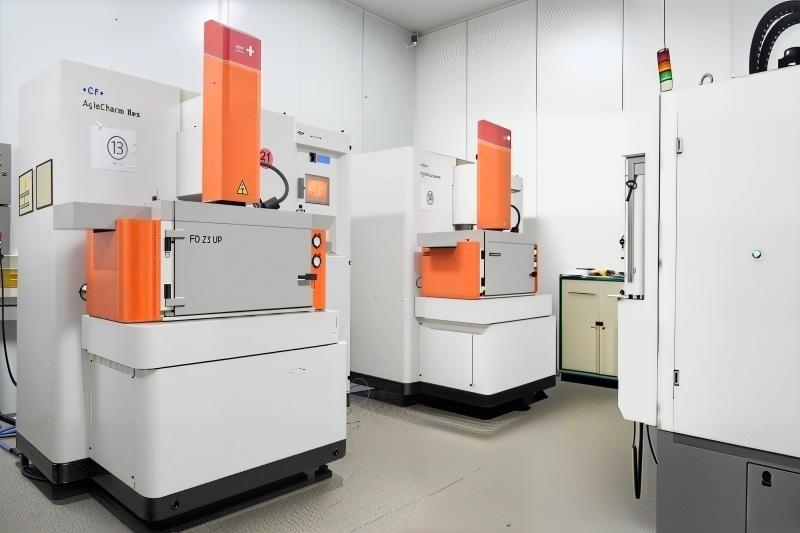 Precision grinding equipment for mating surfaces